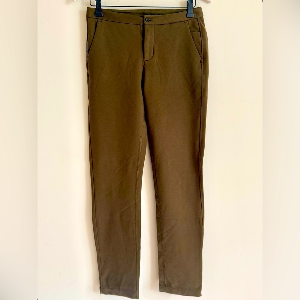 Lululemon Slim Fit Pants Womens Size 4 Olive
